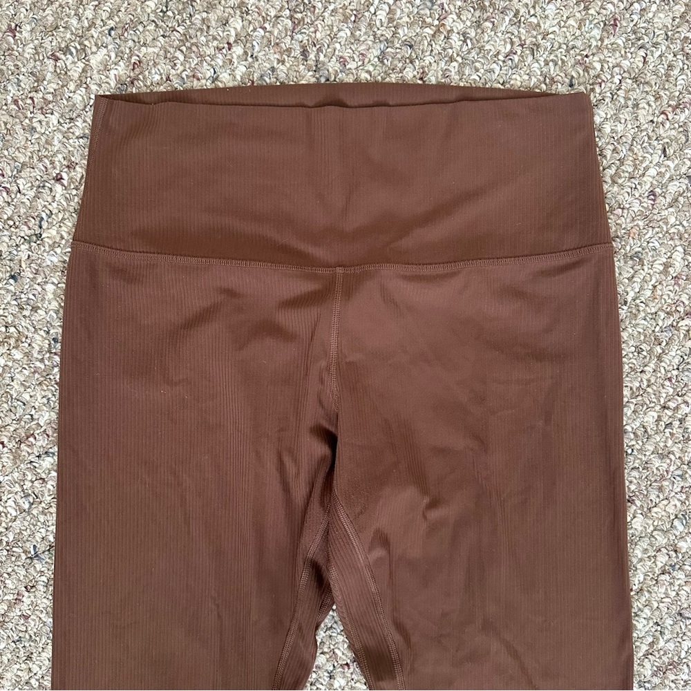 Lululemon Align Ribbed High-Rise Pant 25" (Java) - Picture 5 of 9